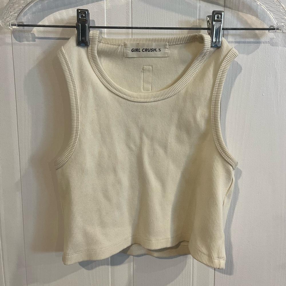 Cropped cami luxe from Girl grush gang
Size small